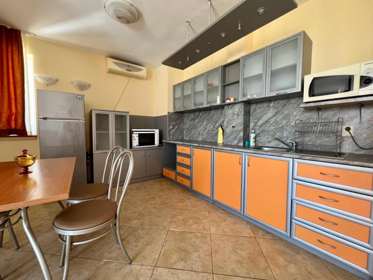 Private One-Bedroom Apartment With Balcony In Sozopol By Flat Mаnаger Kültér fotó